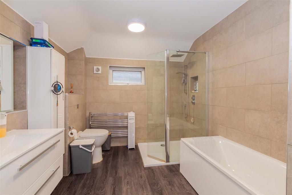 59 Dennis Way-12.jpg
