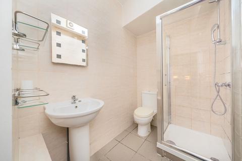1 bedroom flat to rent, Edith Road, London W14