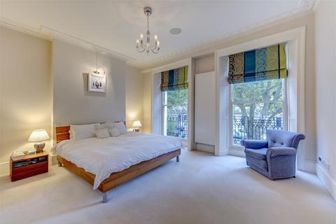 5 bedroom house to rent, Hamilton Terrace, St John's Wood NW8