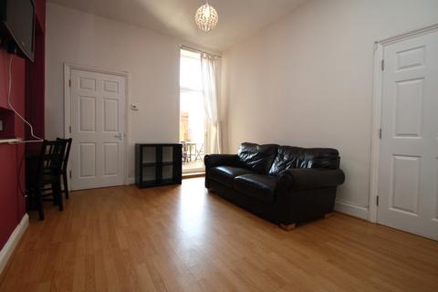 3 bedroom ground floor maisonette to rent, Fairfield Road, Newcastle upon Tyne, NE2
