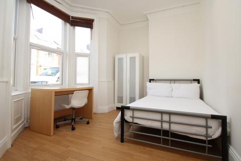 3 bedroom ground floor maisonette to rent, Fairfield Road, Newcastle upon Tyne, NE2