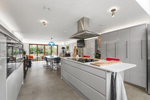 undefined, Quadrans Close, Milton Keynes MK15