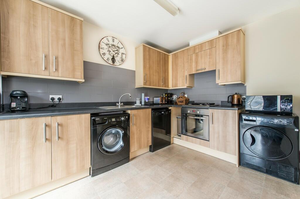 Kitchen (2)