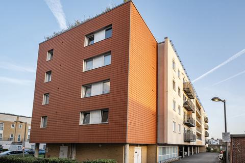2 bedroom apartment for sale, Flint Close, Stratford, London