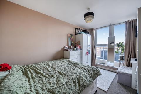 2 bedroom apartment for sale, Flint Close, Stratford, London