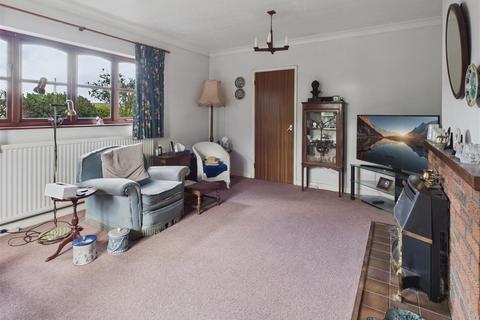 3 bedroom detached bungalow for sale, Milton Meadows, Milton, Tenby