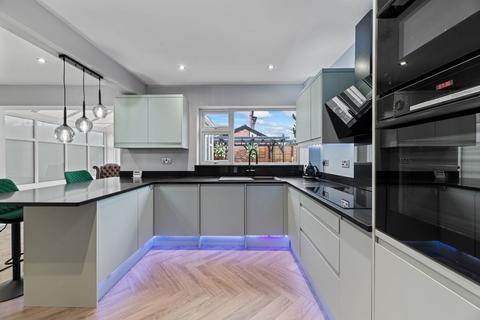 3 bedroom semi-detached house for sale, Martham Close, Grappenhall, WA4