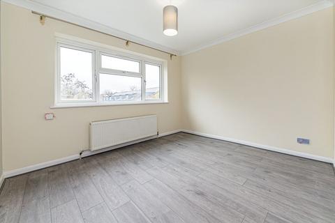 undefined, Vincent Road, Kingston Upon Thames KT1