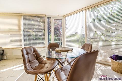 2 bedroom flat for sale, Thackley End, Oxford OX2