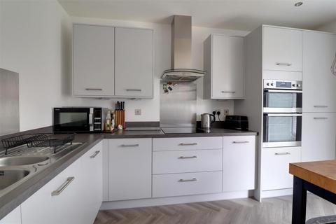 undefined, Great Oldbury Drive, Great Oldbury, Stonehouse