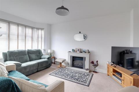 3 bedroom detached house for sale, Great Oldbury Drive, Great Oldbury, Stonehouse