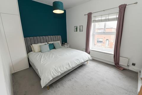 3 bedroom terraced house for sale, Cemetery Road South, Swinton, M27