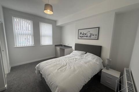 1 bedroom in a house share to rent, Seaview Road, Wallasey, CH45
