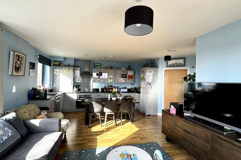 2 bedroom flat for sale, Rudderstock House, Havelock Road, Southall, UB2