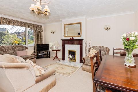 undefined, Lynwood Drive, BARNSLEY