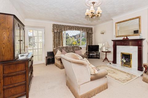 undefined, Lynwood Drive, BARNSLEY