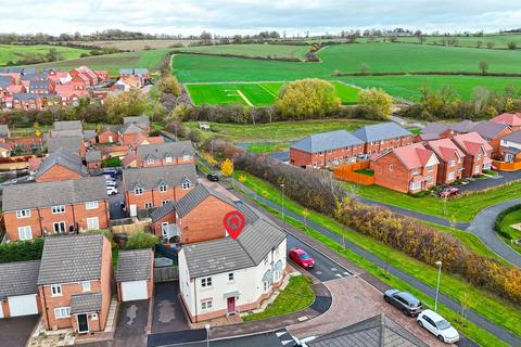 3 bedroom semi-detached house for sale, Foxglove Avenue, Thurnby, LE7