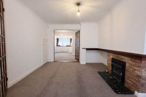 3 bedroom terraced house to rent, Bodmin Road, Luton LU4