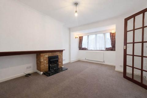 3 bedroom terraced house to rent, Bodmin Road, Luton LU4