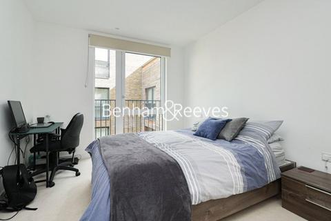 3 bedroom apartment to rent, Ashton Reach, London, SE16