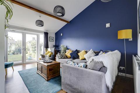 undefined, Sunnindale Drive, Nottingham NG12