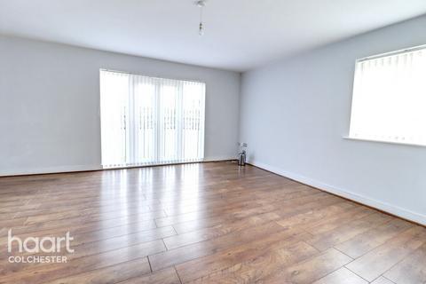 3 bedroom duplex to rent, Ratcliffe Court, COLCHESTER