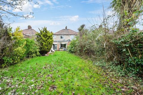 3 bedroom semi-detached house for sale, Wricklemarsh Road, London SE3