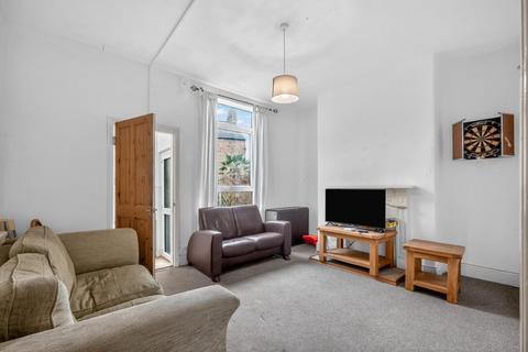 2 bedroom terraced house for sale, Cemetery Road, York