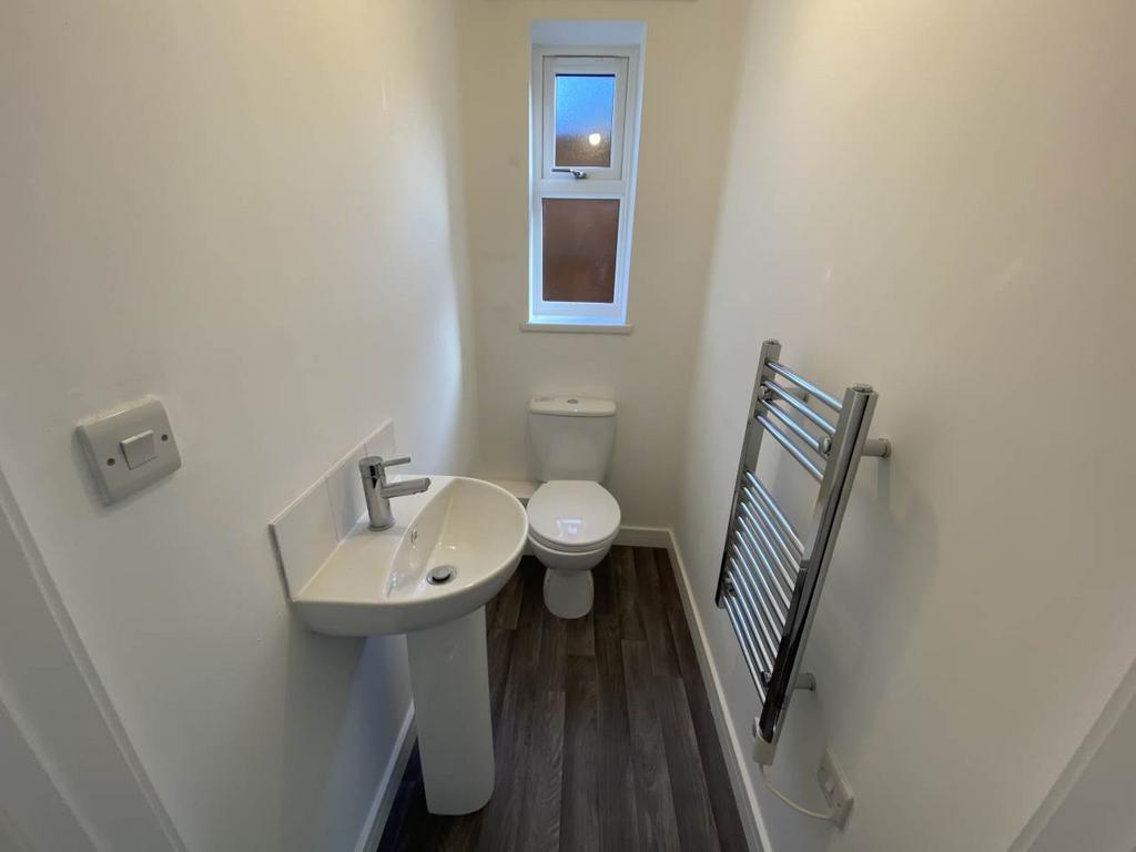 Downstairs cloakroom