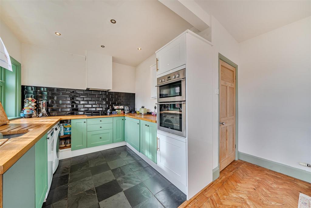 Kitchen.jpg