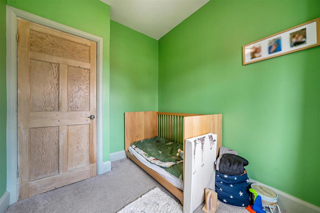 Bed33.jpg