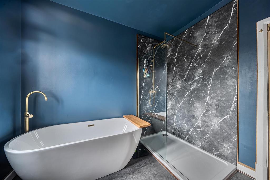 Bath.jpg