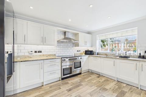 4 bedroom detached house for sale, Mill Street, Gislingham