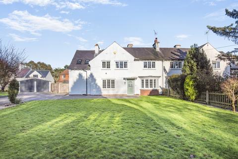 Tangmere Road, Tangmere, West Sussex