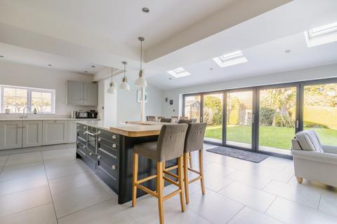 4 bedroom semi-detached house for sale, Tangmere Road, Tangmere, West Sussex