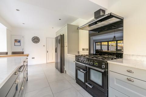 4 bedroom semi-detached house for sale, Tangmere Road, Tangmere, West Sussex