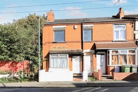 3 bedroom end of terrace house to rent, Martin Street, WOLVERHAMPTON