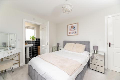 3 bedroom detached house for sale, Thomas Drive, Guiseley LS20