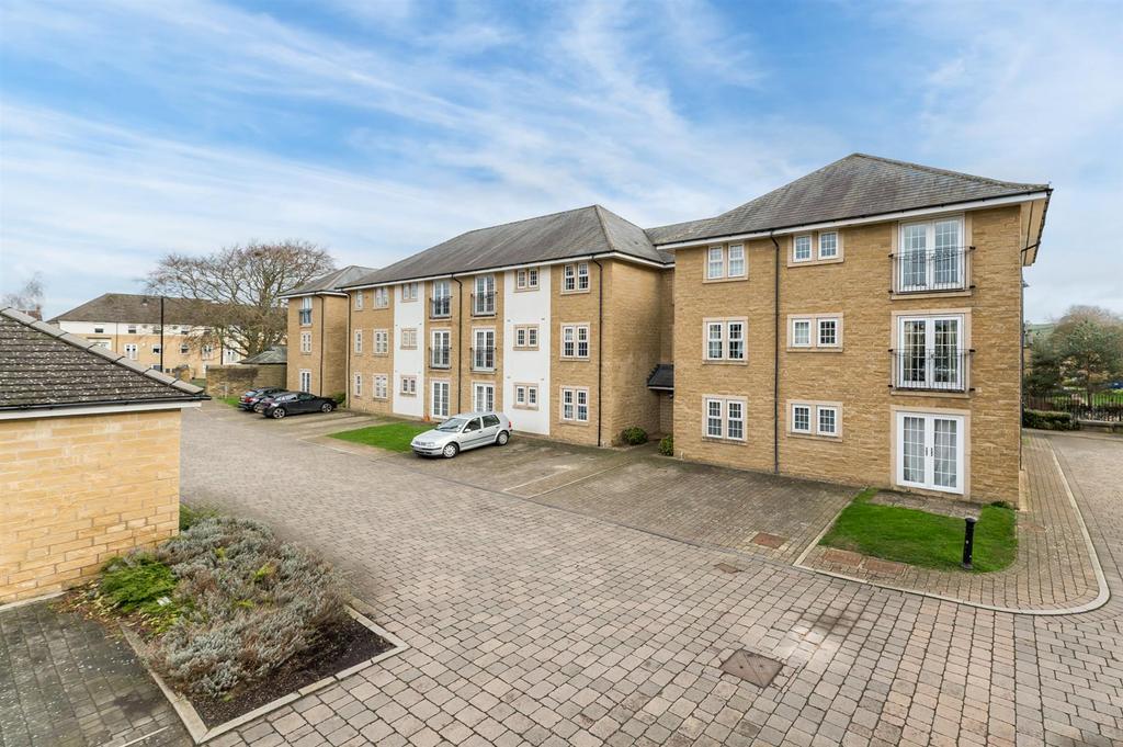 Escroft Court