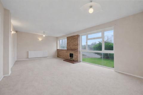3 bedroom detached house for sale, Copse Close, Oadby, LE2