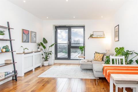 1 bedroom flat for sale, Grand Regent Tower, Bethnal Green, E2