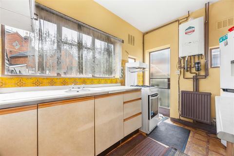 undefined, Caversham Road, Reading