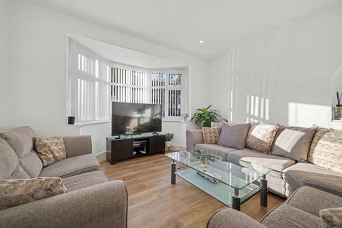 3 bedroom end of terrace house for sale, Wicklow Drive, Leicester, LE5