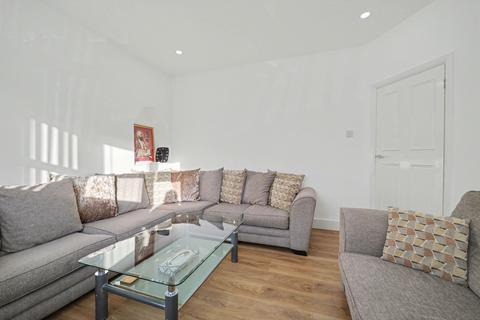 3 bedroom end of terrace house for sale, Wicklow Drive, Leicester, LE5