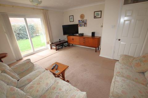 3 bedroom bungalow for sale, Felixstowe Close, Clacton on Sea, CO16