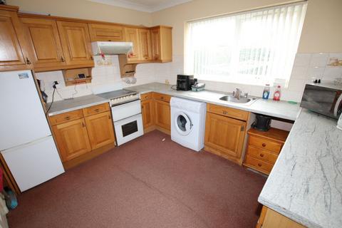 3 bedroom bungalow for sale, Felixstowe Close, Clacton on Sea, CO16