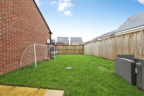 4 bedroom detached house for sale, Trusdale Avenue, Sheffield S25