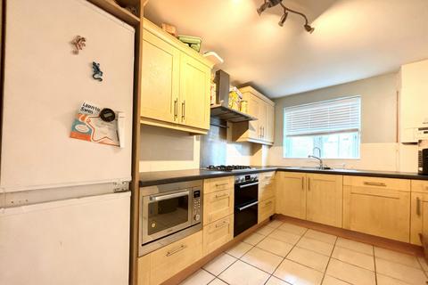 2 bedroom apartment to rent, Brookfield Court, Stratford-upon-Avon, CV37
