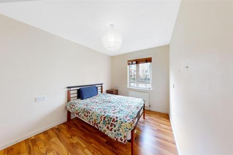 undefined, Drywater Flats, Phoenix Wharf Road, SE1