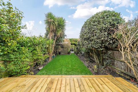 3 bedroom end of terrace house for sale, Ravenswood Avenue,  Surbiton,  KT6